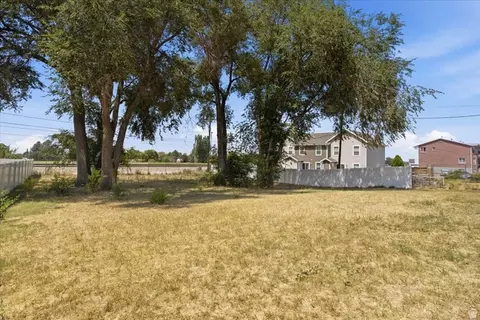 Exterior - 2443 N 475 W, Sunset, UT 84015 photo 3 of 4