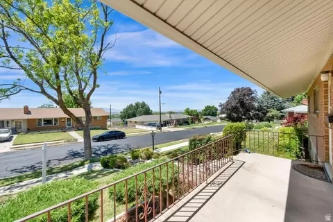 Exterior - 1783 S 500 E, Bountiful, UT 84010 photo 2 of 9