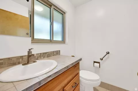Bath - 1783 S 500 E, Bountiful, UT 84010 photo 1 of 2