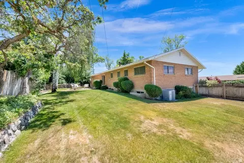 Exterior - 1783 S 500 E, Bountiful, UT 84010 photo 6 of 9