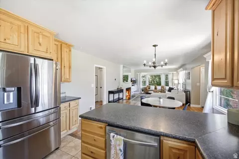 Kitchen - 5 W 1000 S, Bountiful, UT 84010 photo 3 of 3