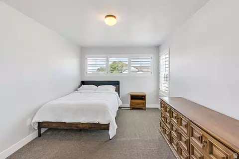 Bedroom - 252 N Sunrise Ranch Dr, Mapleton, UT 84664 photo 4 of 5