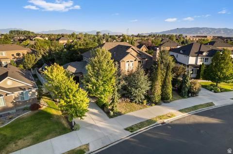 292 E Clubview Ln, Lehi, UT 84043