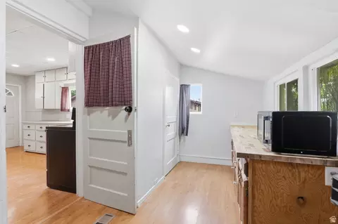 Entry Way - 267 E 300 N, Ephraim, UT 84627 photo 1 of 4