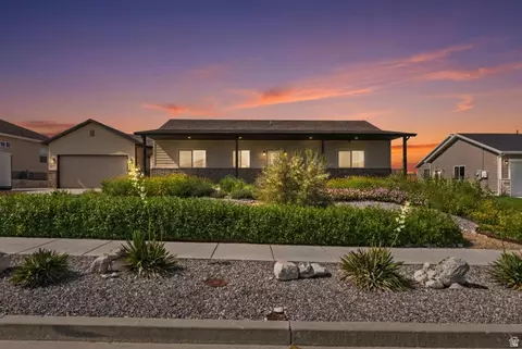2622 W Valley View Dr, Tremonton, UT 84337