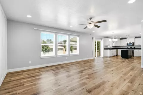 Living - 81 N 850 E, Salem, UT 84653 photo 2 of 3