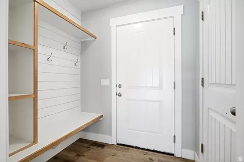 Entry Way - 81 N 850 E, Salem, UT 84653 photo 2 of 4