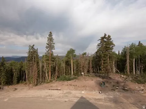 2 Skyline Terrace Ct #2, Beaver, UT 84713 photo 2