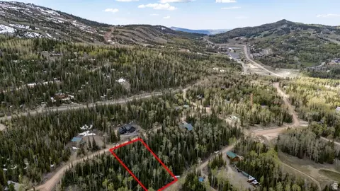 415 E Trail Rd Apt 18 23 Rd #18, 23, Brian Head, UT 84719 photo 4