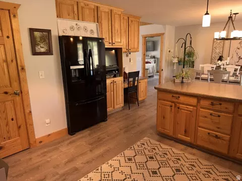 Kitchen - 10975 E 17050 N, Mount Pleasant, UT 84647 photo 2 of 2