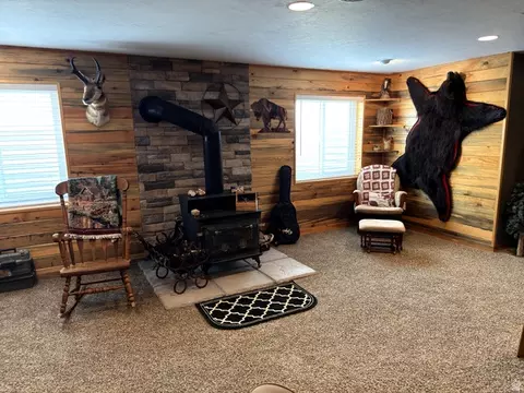 Living - 10975 E 17050 N, Mount Pleasant, UT 84647 photo 2 of 4