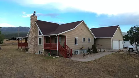 Exterior - 10975 E 17050 N, Mount Pleasant, UT 84647 photo 2 of 5
