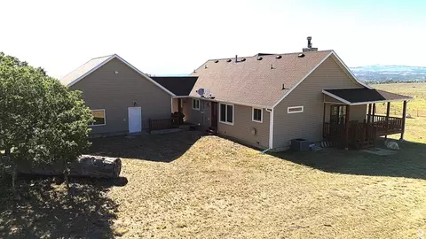 Exterior - 10975 E 17050 N, Mount Pleasant, UT 84647 photo 3 of 5