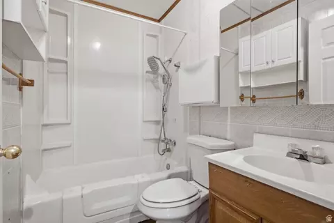 Bath - 6131 S Cedar St, Murray, UT 84107 photo 1 of 2