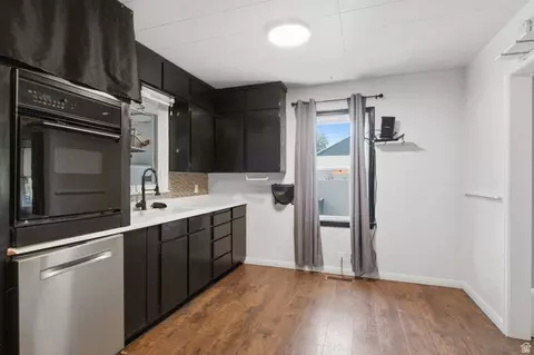 Kitchen - 6131 S Cedar St, Murray, UT 84107 photo 2 of 2