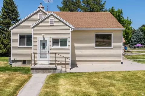 296 S 100 E, Richmond, UT 84333