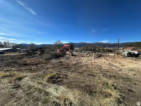 W, Moroni, UT 84646 photo 4