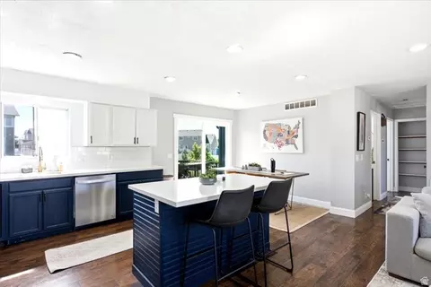 Kitchen - 992 S 200 E, Layton, UT 84041 photo 1 of 4