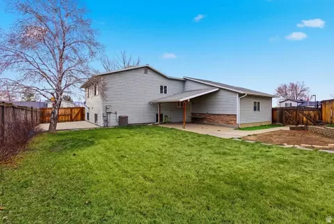 Exterior - 1206 E Moss Cir, Midvale, UT 84047 photo 3 of 7