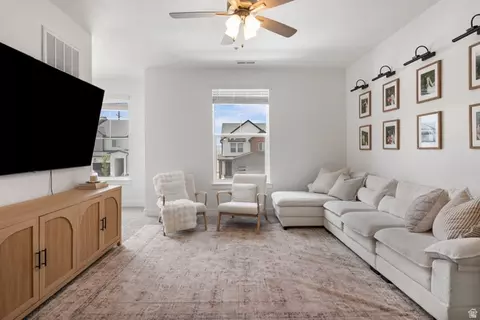 4835 S Alder Dr #D202, Mapleton, UT 84664 photo 5