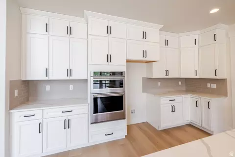 Kitchen - 63 E Wild Rose Dr #905, Mapleton, UT 84664 photo 5 of 7
