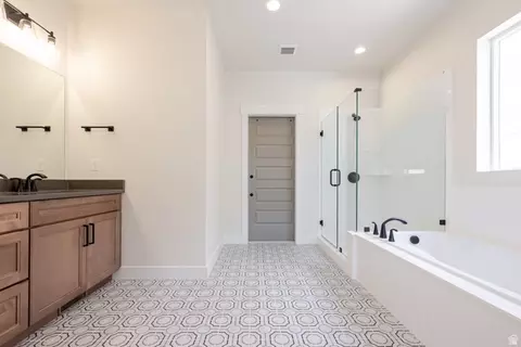 Bath - 63 E Wild Rose Dr #905, Mapleton, UT 84664 photo 3 of 5