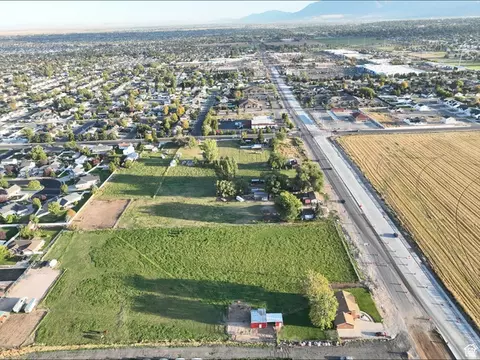 1145 N 2000 W, Clinton, UT 84015 photo 1