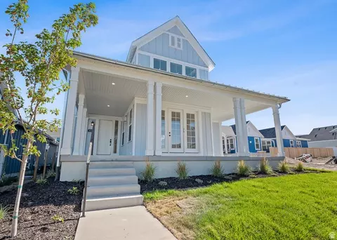11214 S Easy Bee Rd W #270, South Jordan, UT 84009