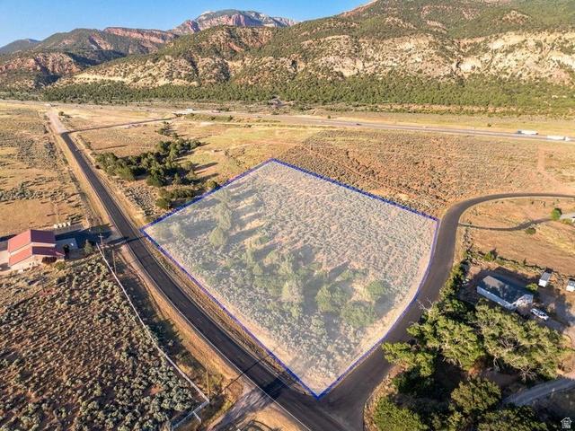 1463 S Old Highway 91 #1, New Harmony, UT 84757