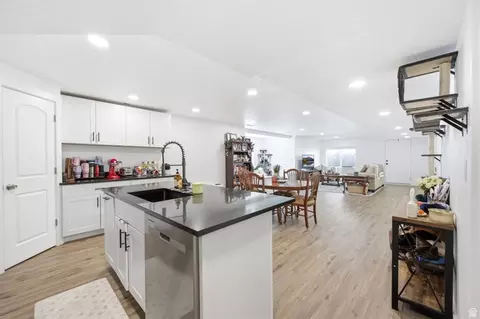 100 E Gilbert Peak Way, Eagle Mountain, UT 84005 photo 13