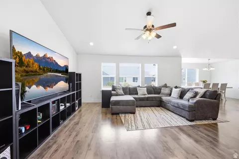 100 E Gilbert Peak Way, Eagle Mountain, UT 84005 photo 4