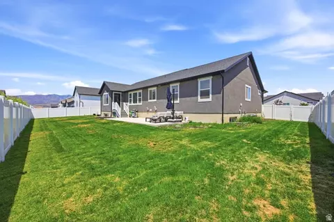 100 E Gilbert Peak Way, Eagle Mountain, UT 84005 photo 38