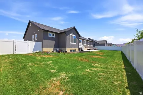 100 E Gilbert Peak Way, Eagle Mountain, UT 84005 photo 39