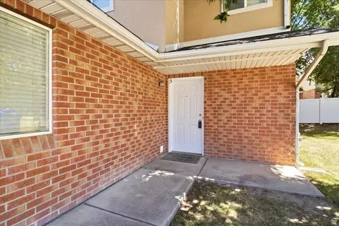 Exterior - 449 W 200 N #3, Bountiful, UT 84010 photo 2 of 3