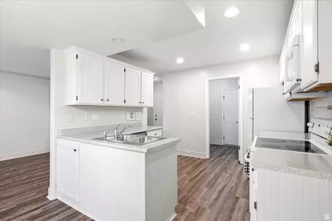 Kitchen - 449 W 200 N #3, Bountiful, UT 84010 photo 1 of 3