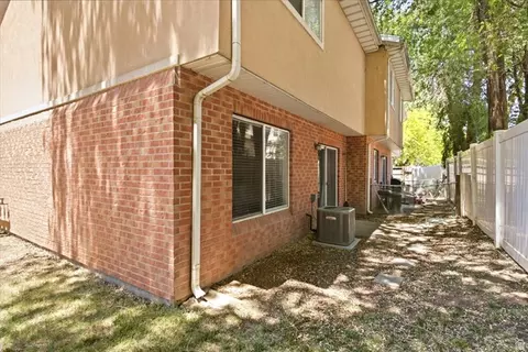 Exterior - 449 W 200 N #3, Bountiful, UT 84010 photo 3 of 3