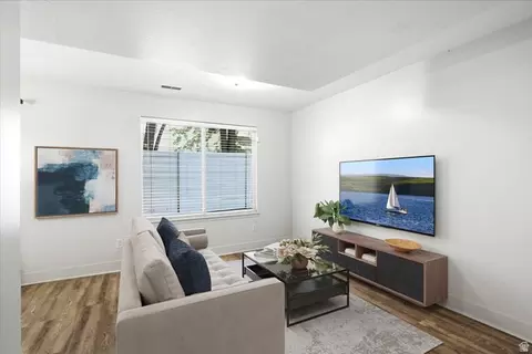 Living - 449 W 200 N #3, Bountiful, UT 84010 photo 2 of 2