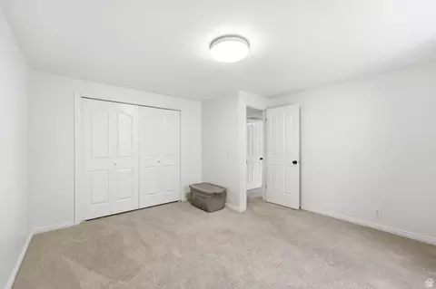 Bedroom - 2154 E New Horizon Dr, Sandy, UT 84093 photo 8 of 10