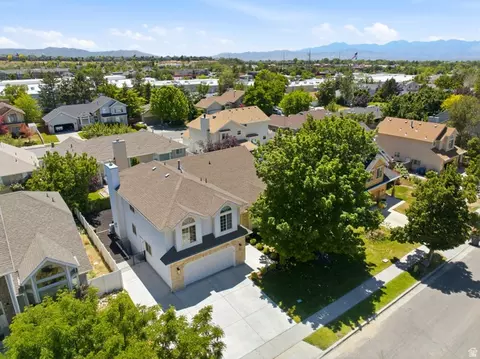 View/Area - 2154 E New Horizon Dr, Sandy, UT 84093 photo 11 of 11