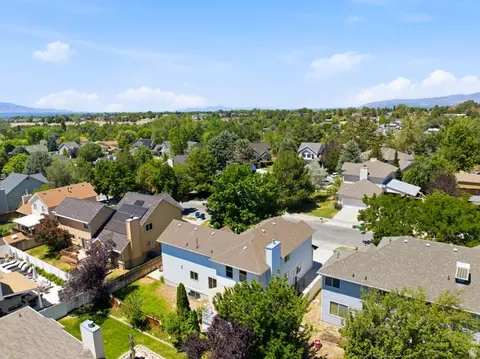 View/Area - 2154 E New Horizon Dr, Sandy, UT 84093 photo 8 of 11