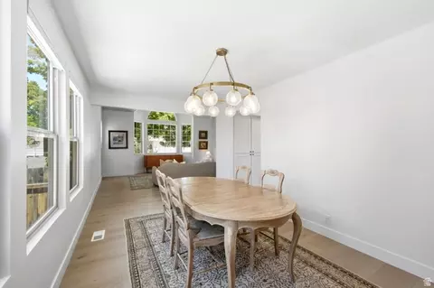 Dining - 2154 E New Horizon Dr, Sandy, UT 84093 photo 2 of 2