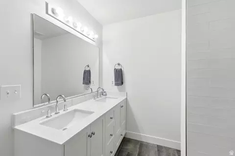 Bath - 2154 E New Horizon Dr, Sandy, UT 84093 photo 1 of 7