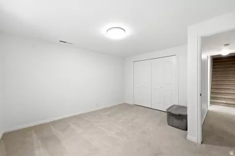 Bedroom - 2154 E New Horizon Dr, Sandy, UT 84093 photo 7 of 10