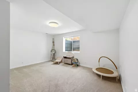 Bedroom - 2154 E New Horizon Dr, Sandy, UT 84093 photo 9 of 10