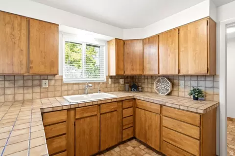 Kitchen - 2085 N 1250 E, North Logan, UT 84341 photo 2 of 3