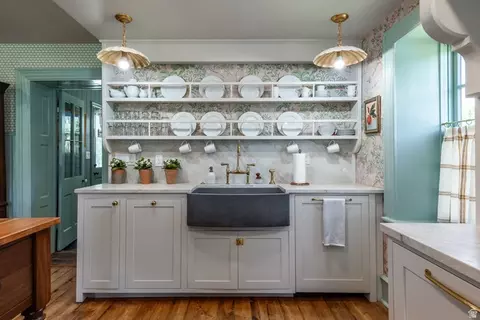 Kitchen - 19 E 100 N, Spring City, UT 84662 photo 6 of 9
