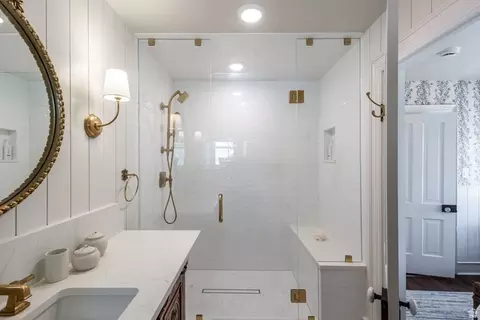 Bath - 19 E 100 N, Spring City, UT 84662 photo 3 of 6