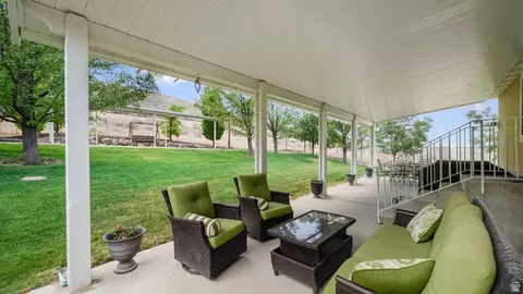 2286 E Cedar Dr, Eagle Mountain, UT 84005 photo 32