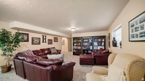 2286 E Cedar Dr, Eagle Mountain, UT 84005 photo 20