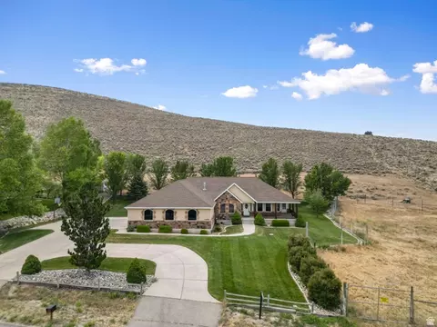 2286 E Cedar Dr, Eagle Mountain, UT 84005 photo 44